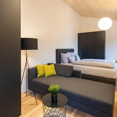 Апартаменты Am Greben Eins - Zwei - Sechs - Sieben Безау